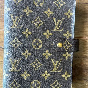 Vintage Louis Vuitton Medium Agenda